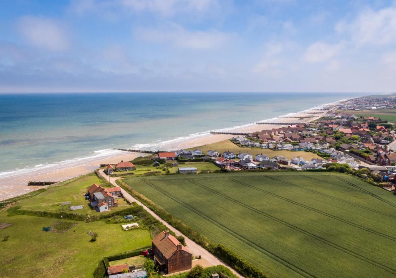 Pilgrims Cottage Bacton  Exterior photo