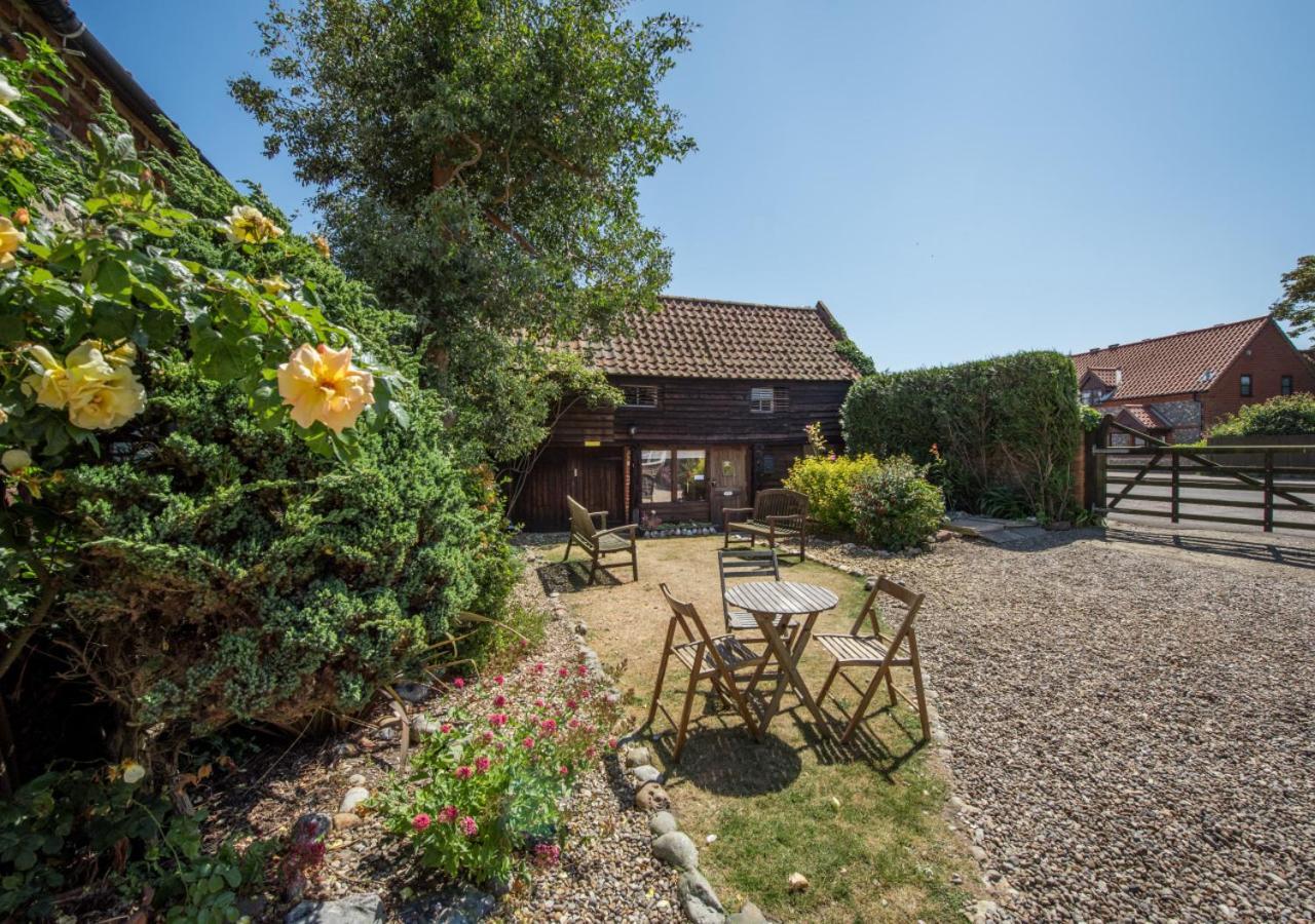 Pilgrims Cottage Bacton  Exterior photo