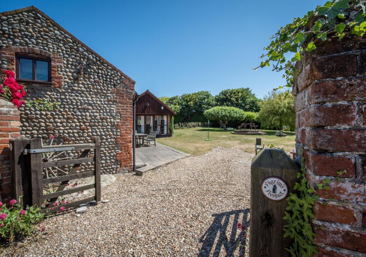 Pilgrims Cottage Bacton  Exterior photo